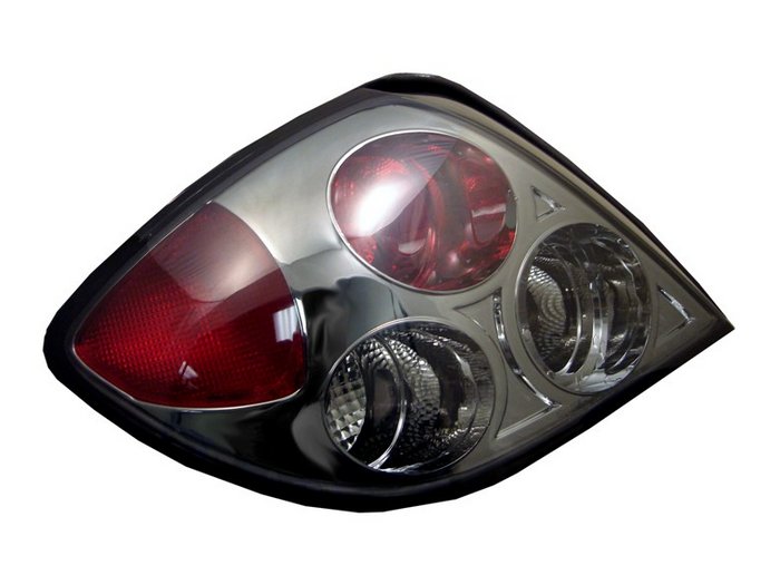 Hyundai Santa Fe 01-06 (01-04 Model use 3 Bulbs only) Euro Style Tail Lights - Smoke