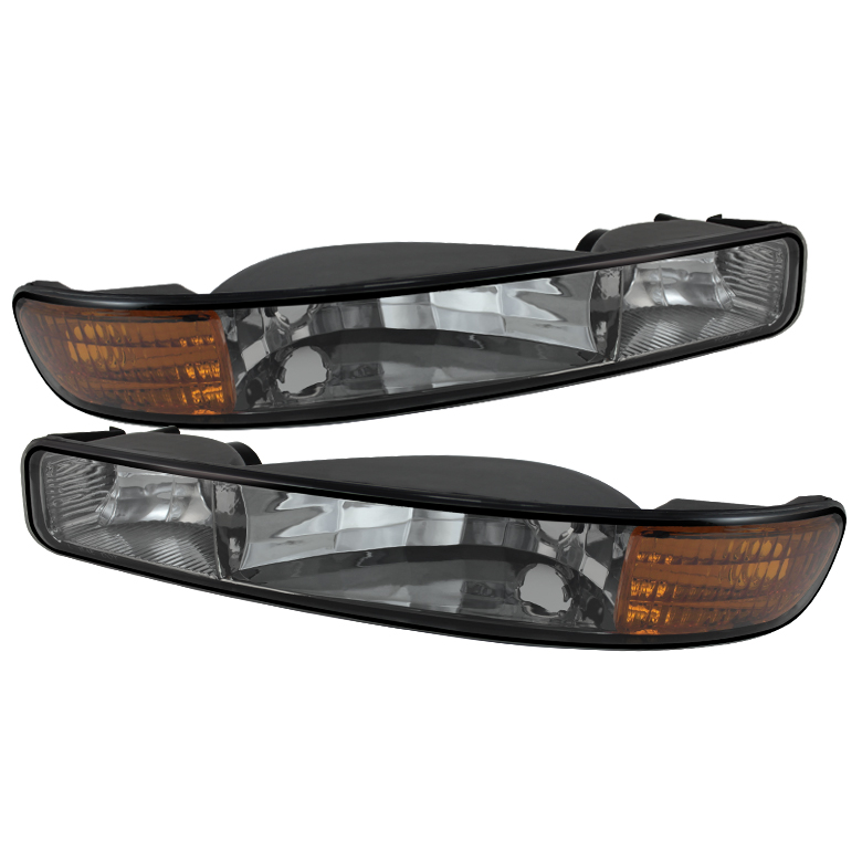 GMC Sierra 99-06 Yukon 00-06 (don?t fit Denali) Bumper Lights Amber - Smoke