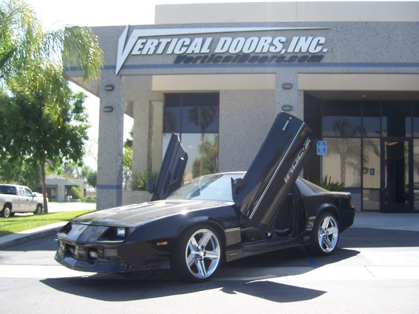 Chevrolet Camaro 1982-1992 Vertical Door Kit