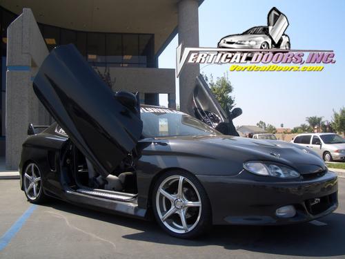 Hyundai Tiburon 1996-1999 Vertical Door Kit