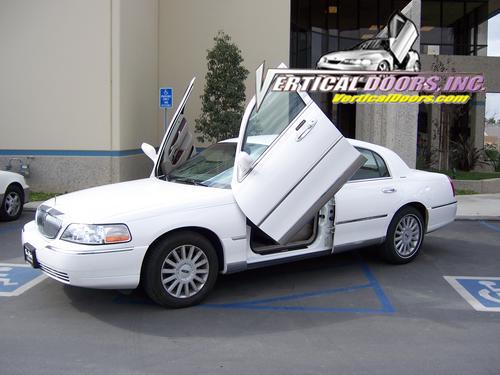 Lincoln Town Car 1998-2010 Vertical Door Kit