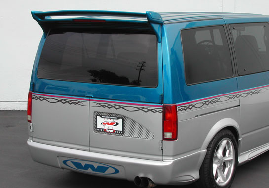 1994-2002 Chevrolet Astro Van Commando Roof Spoiler W/15In Light